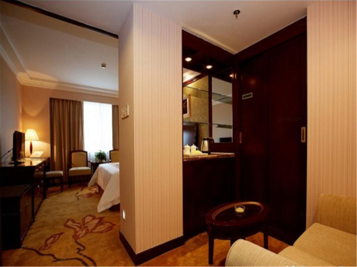 Vienna International Hotel Shanghai Train Station Luaran gambar
