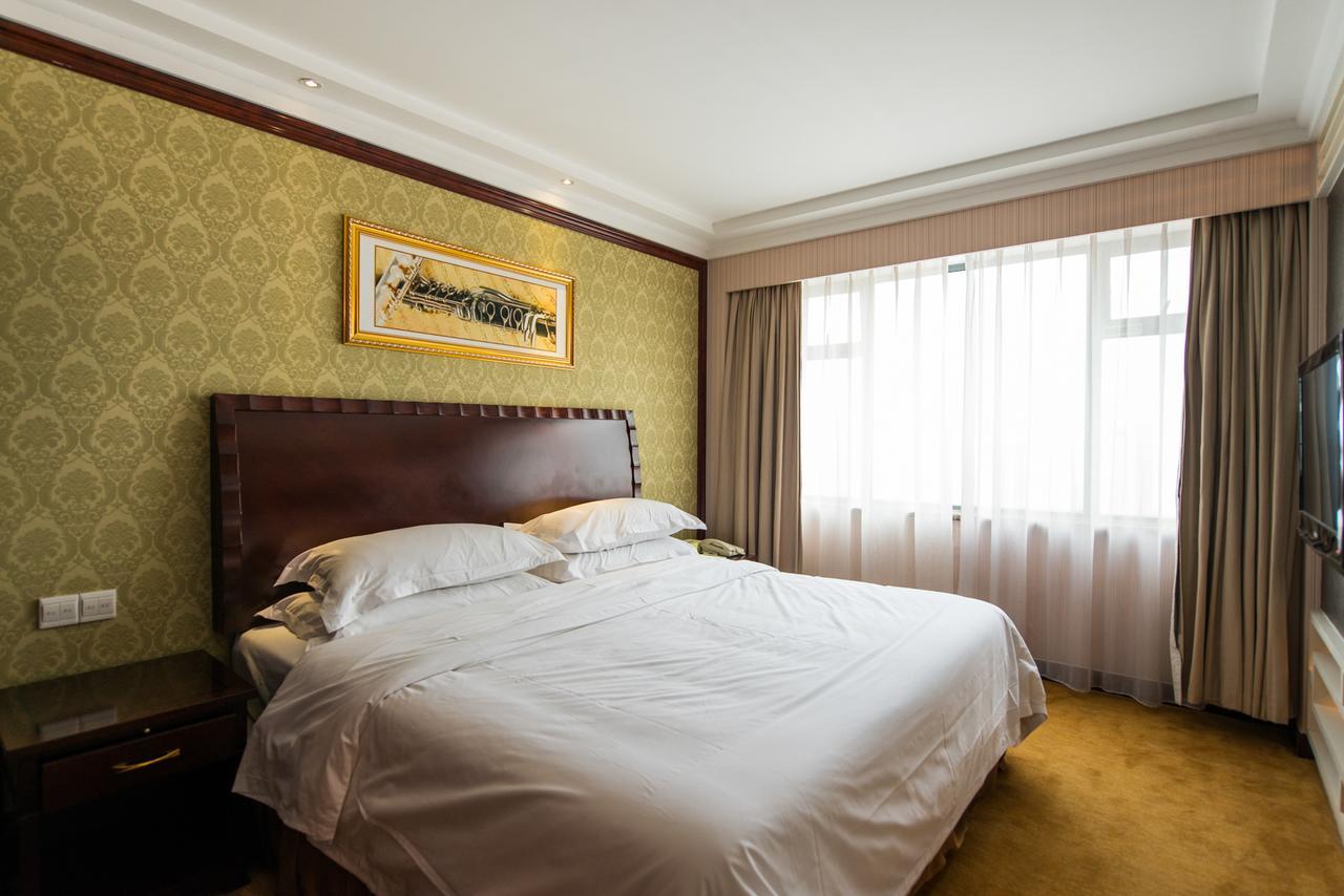 Vienna International Hotel Shanghai Train Station Luaran gambar