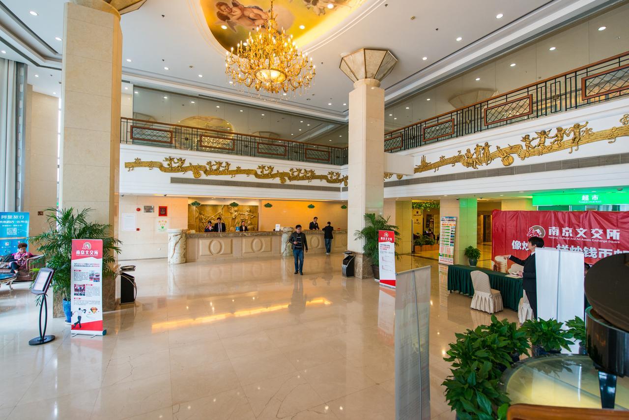 Vienna International Hotel Shanghai Train Station Luaran gambar