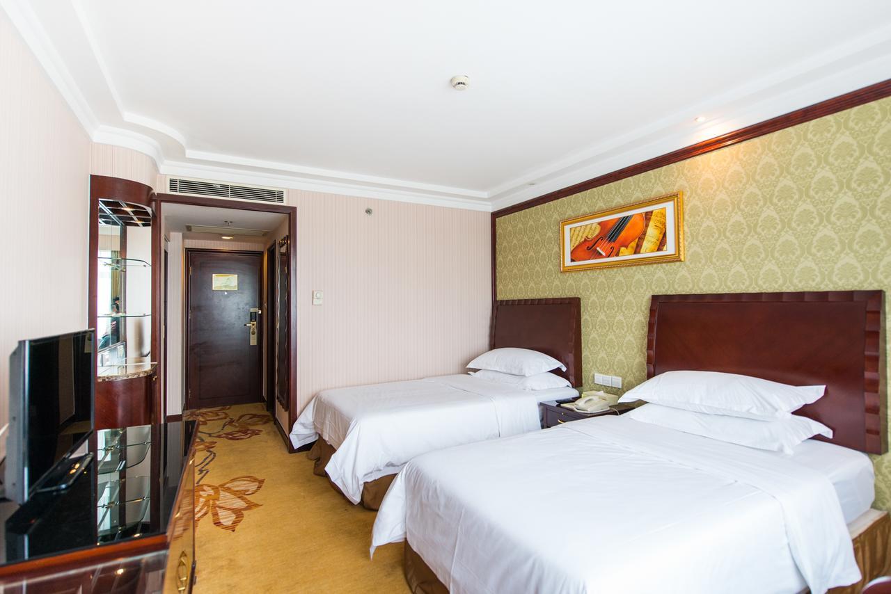 Vienna International Hotel Shanghai Train Station Luaran gambar