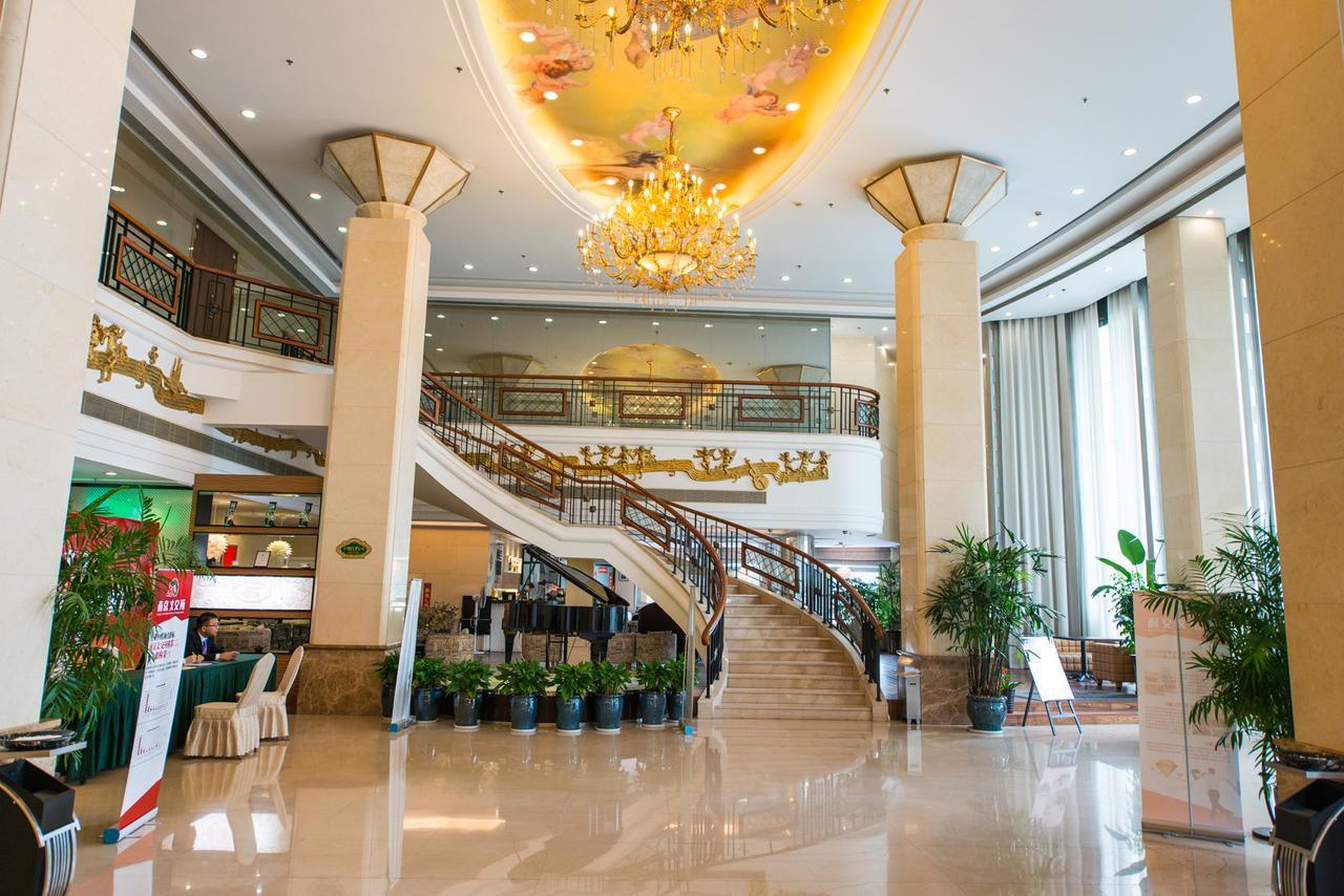 Vienna International Hotel Shanghai Train Station Luaran gambar
