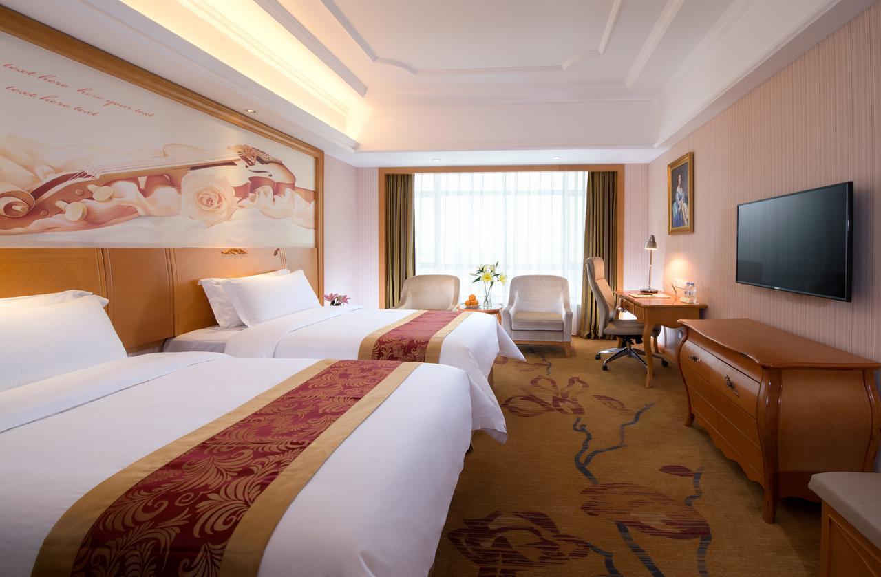 Vienna International Hotel Shanghai Train Station Luaran gambar